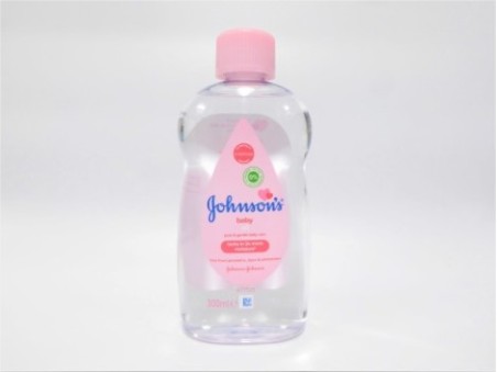 Johnson's Baby Oil (300ml)