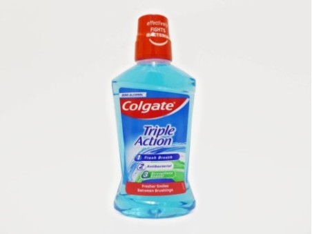 Colgate Triple Action Mouthwash (500ml)